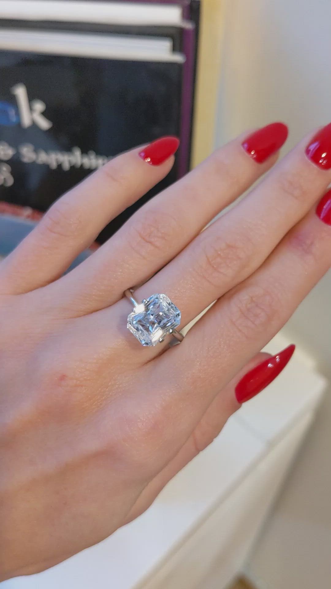 5.81 Ct. White Sapphire from Ceylon (Sri Lanka) Size Video