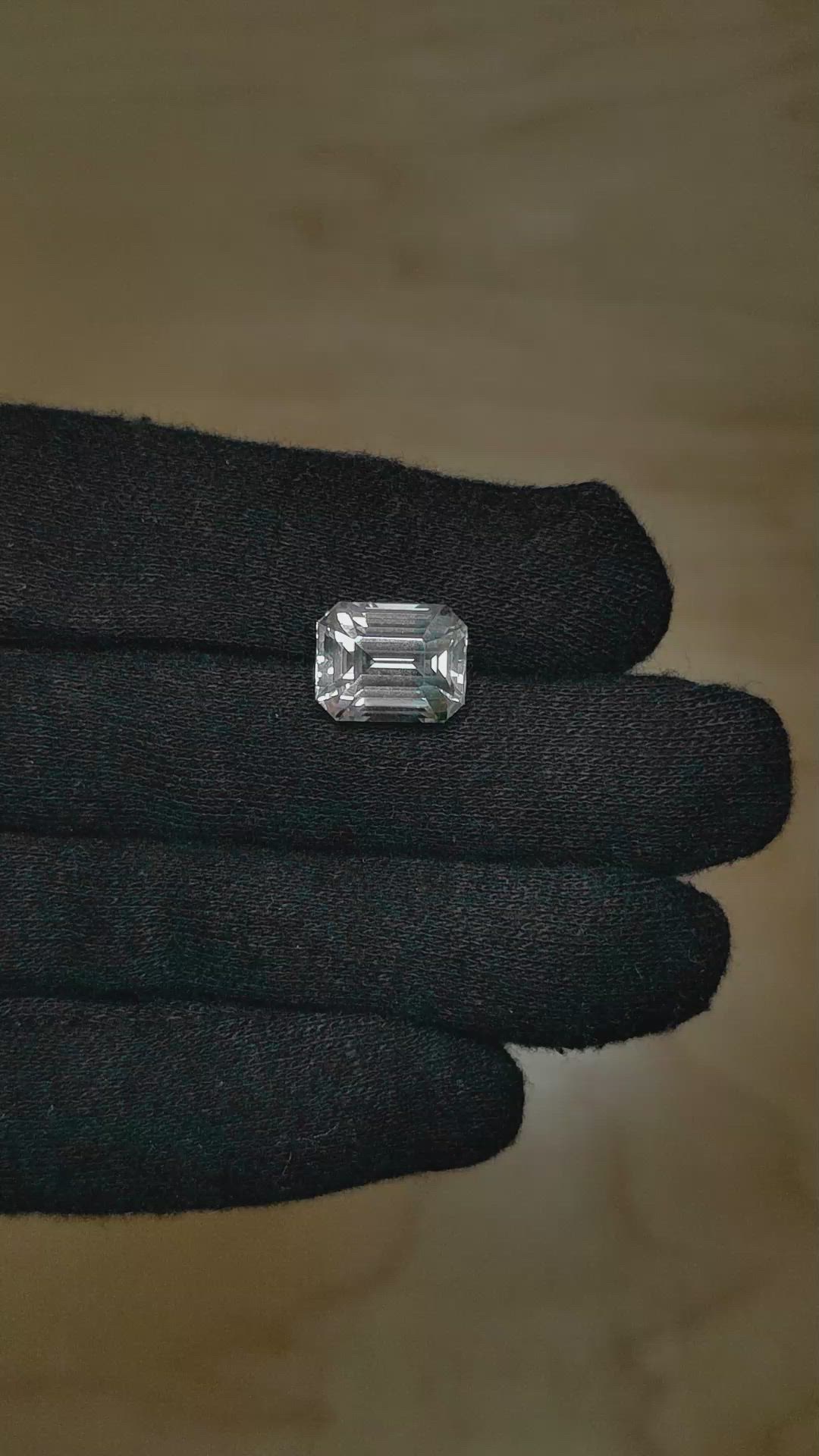 8.02 Ct. White Sapphire from Ceylon (Sri Lanka) Size Video