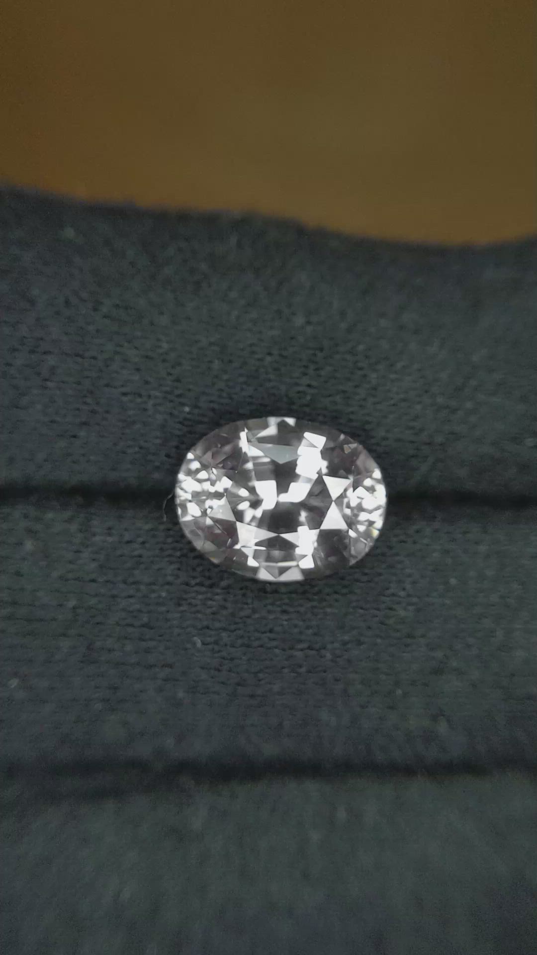 5.56 Ct. White Sapphire from Ceylon (Sri Lanka) Size Video