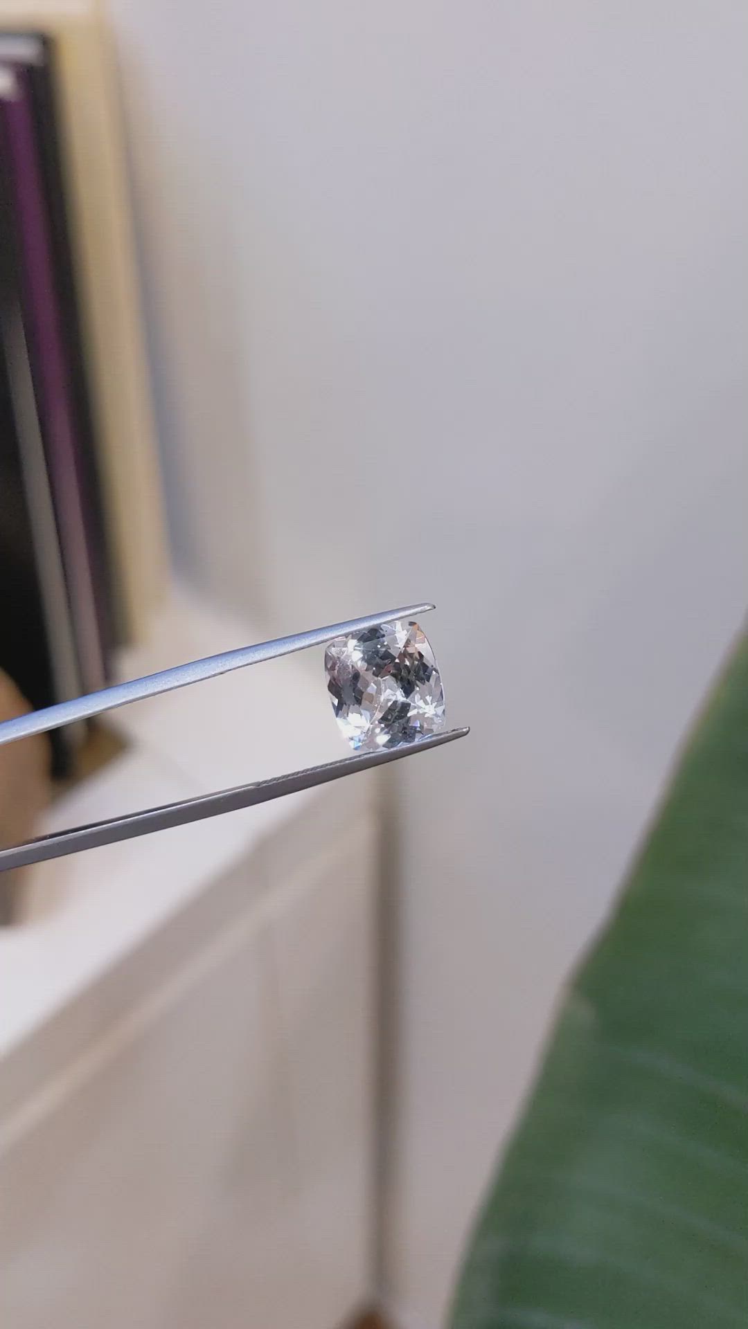 5.15 Ct. White Sapphire from Ceylon (Sri Lanka) Size Video