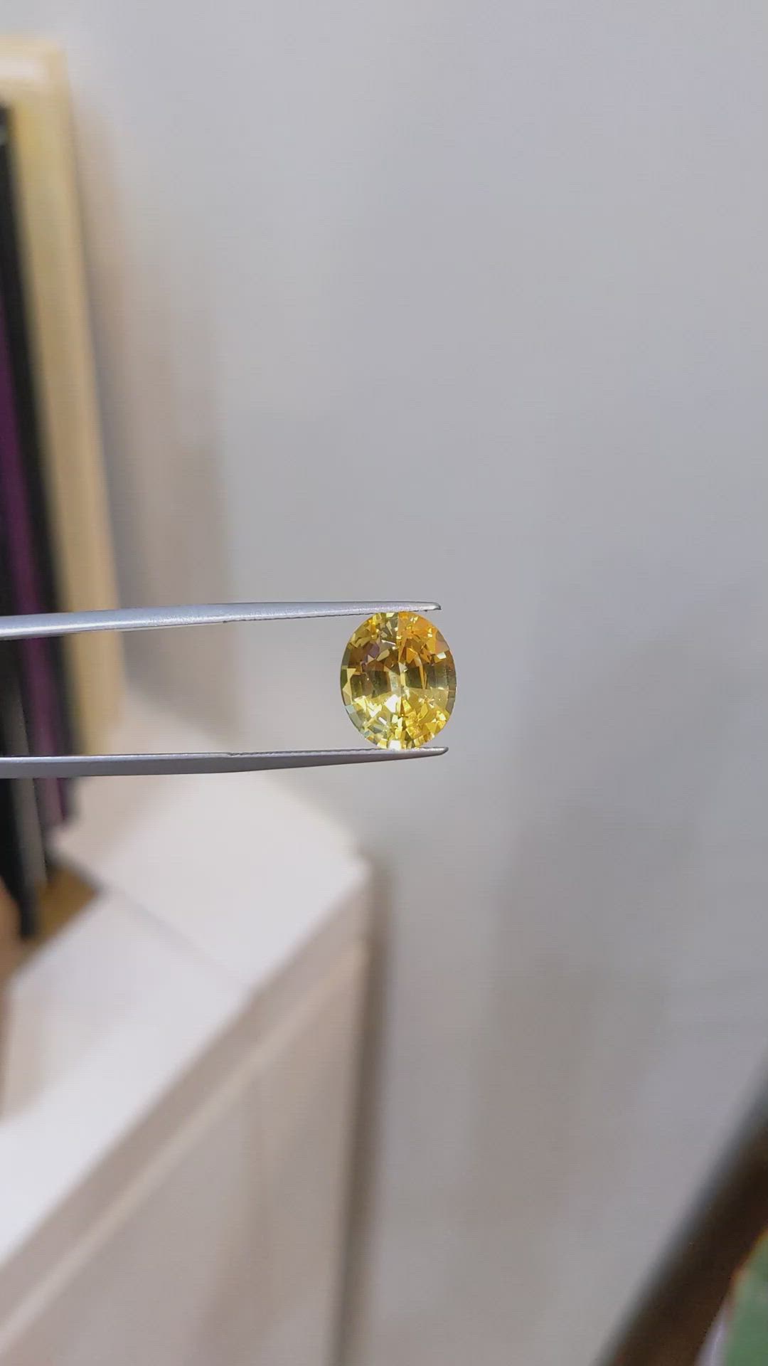 6.40 Ct. Yellow Sapphire from Ceylon (Sri Lanka) Size Video
