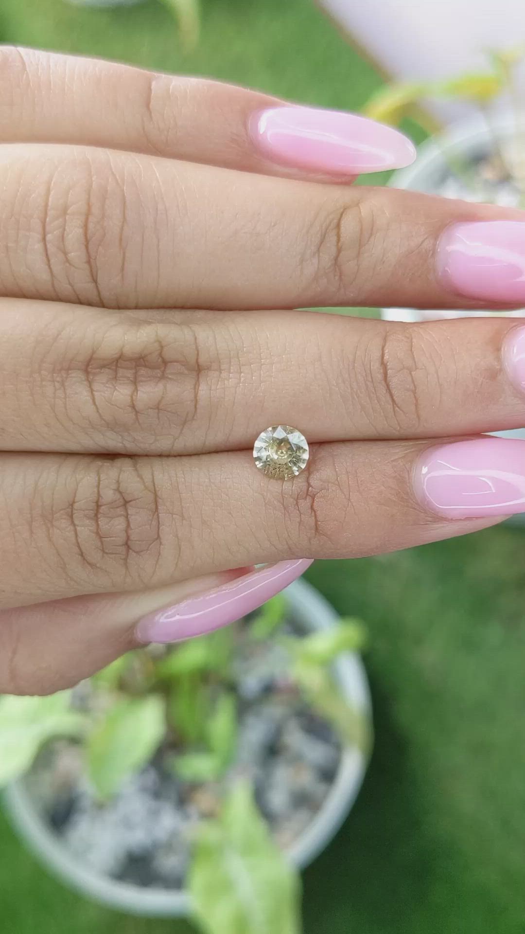 0.70 Ct. Yellow Sapphire from Ceylon (Sri Lanka) Size Video