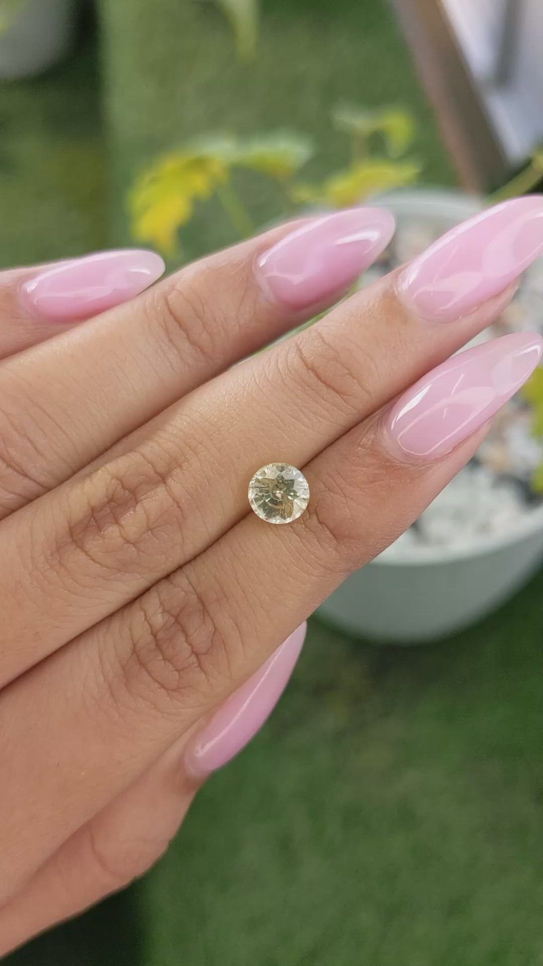 1.47 Ct. Yellow Sapphire from Ceylon (Sri Lanka) Size Video