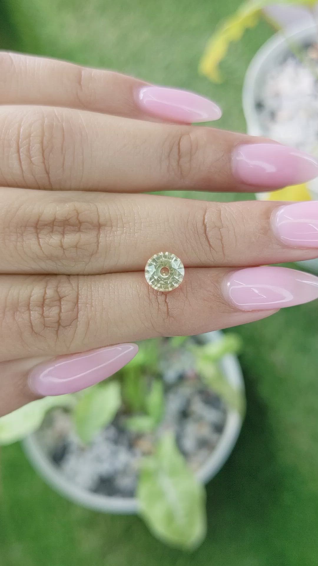 1.82 Ct. Yellow Sapphire from Ceylon (Sri Lanka) Size Video