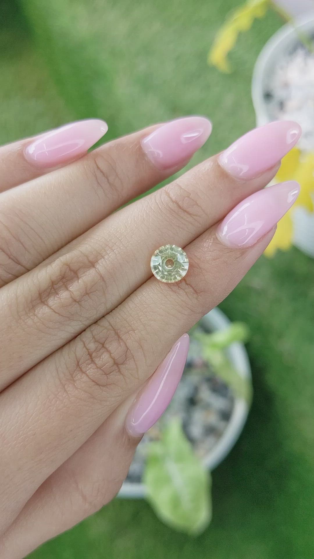 1.82 Ct. Yellow Sapphire from Ceylon (Sri Lanka) Size Video