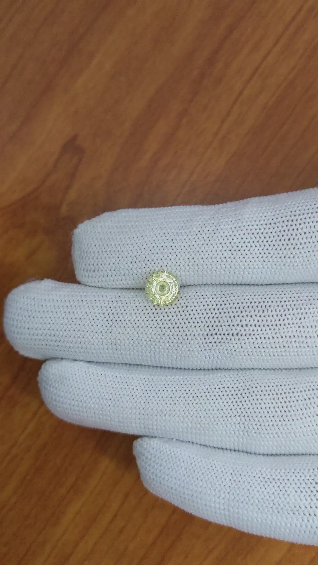 1.82 Ct. Yellow Sapphire from Ceylon (Sri Lanka) Size Video