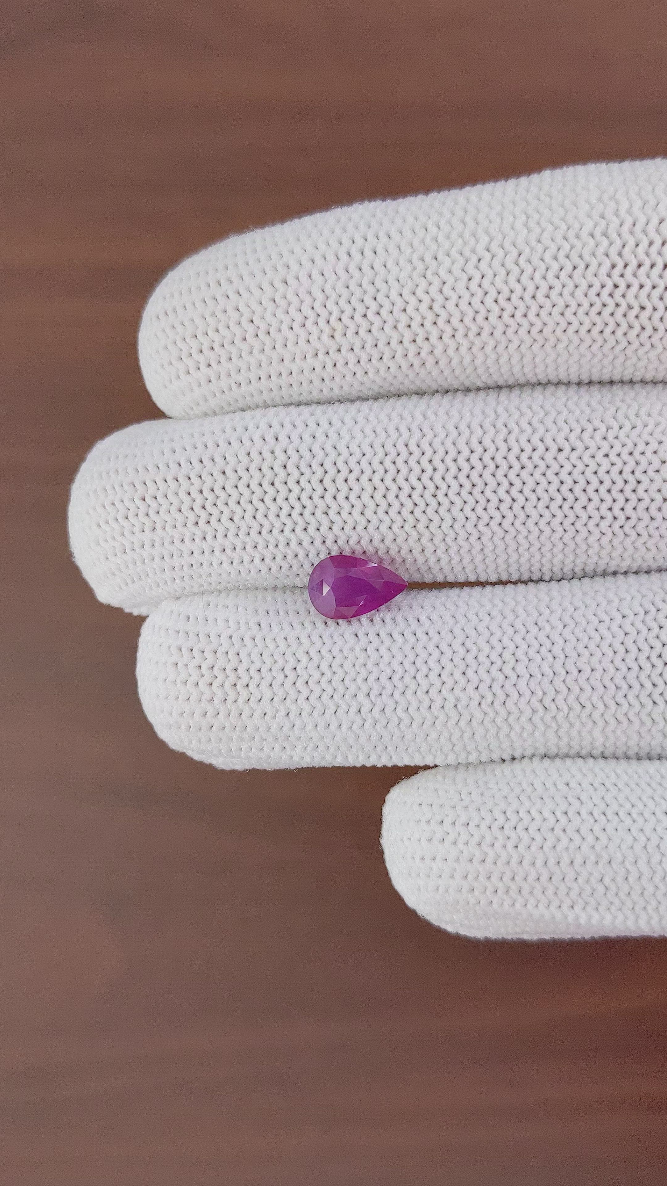 1.55 Ct. Pinkish Purple Sapphire from Tanzania Size Video
