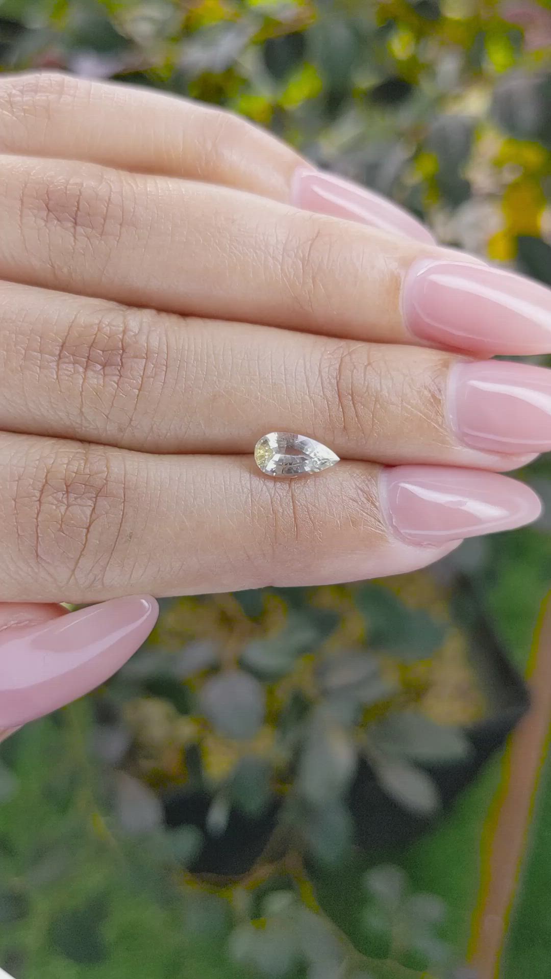 0.90 Ct. Yellow Sapphire from Ceylon (Sri Lanka) Size Video