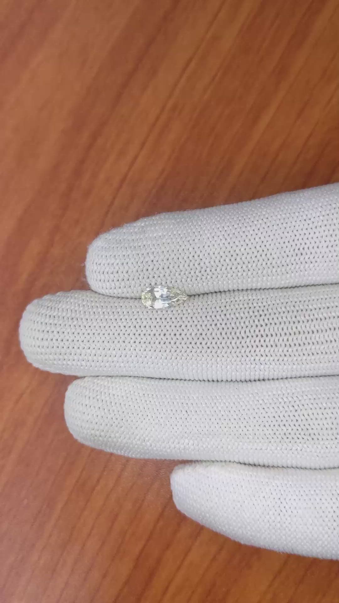 0.90 Ct. Yellow Sapphire from Ceylon (Sri Lanka) Size Video