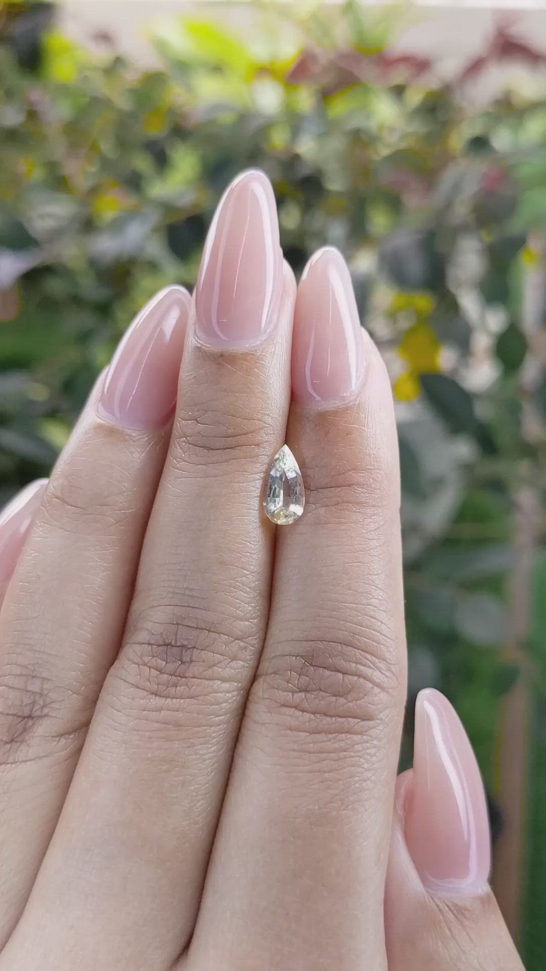 0.90 Ct. Yellow Sapphire from Ceylon (Sri Lanka) Size Video