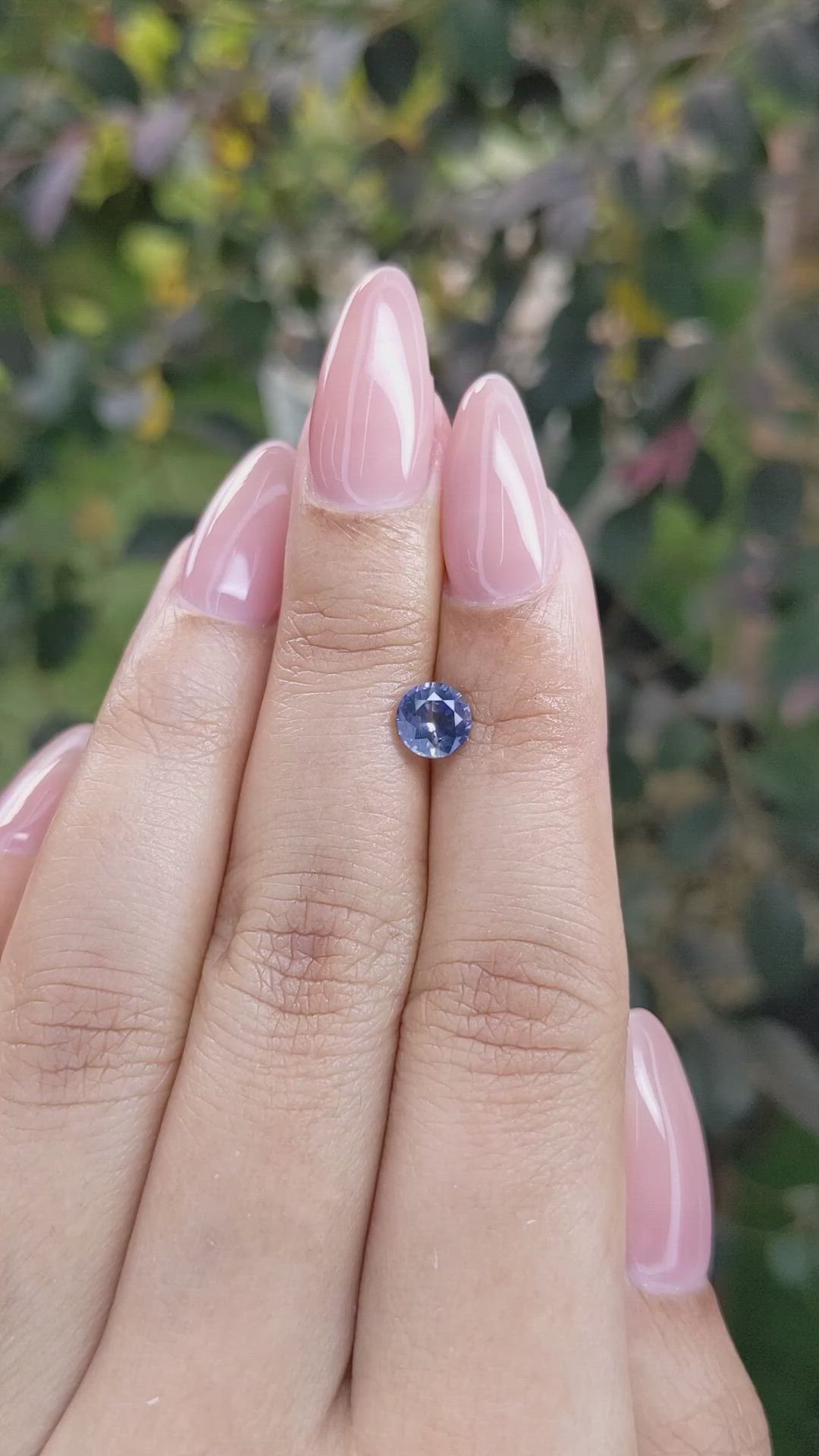 0.99 Ct. Bi Color Sapphire from Ceylon (Sri Lanka) Size Video