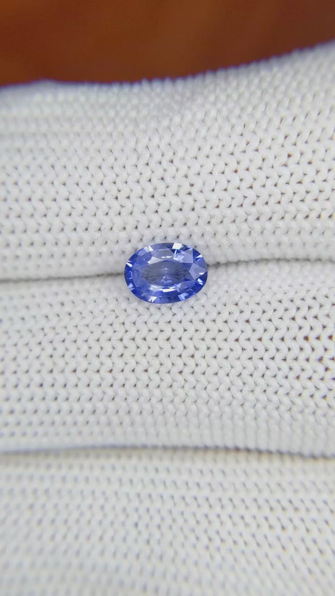 0.81 Ct. Blue Sapphire from Ceylon (Sri Lanka) Size Video