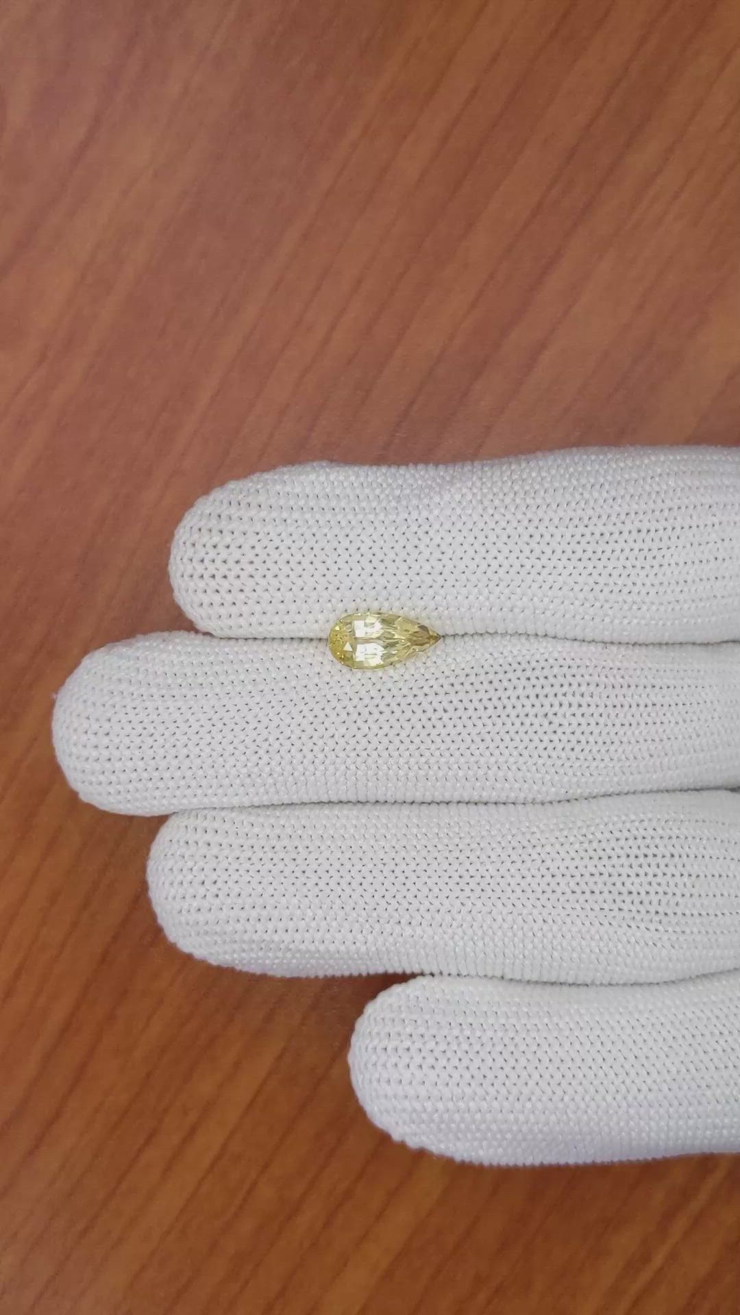 1.78 Ct. Yellow Sapphire from Ceylon (Sri Lanka) Size Video