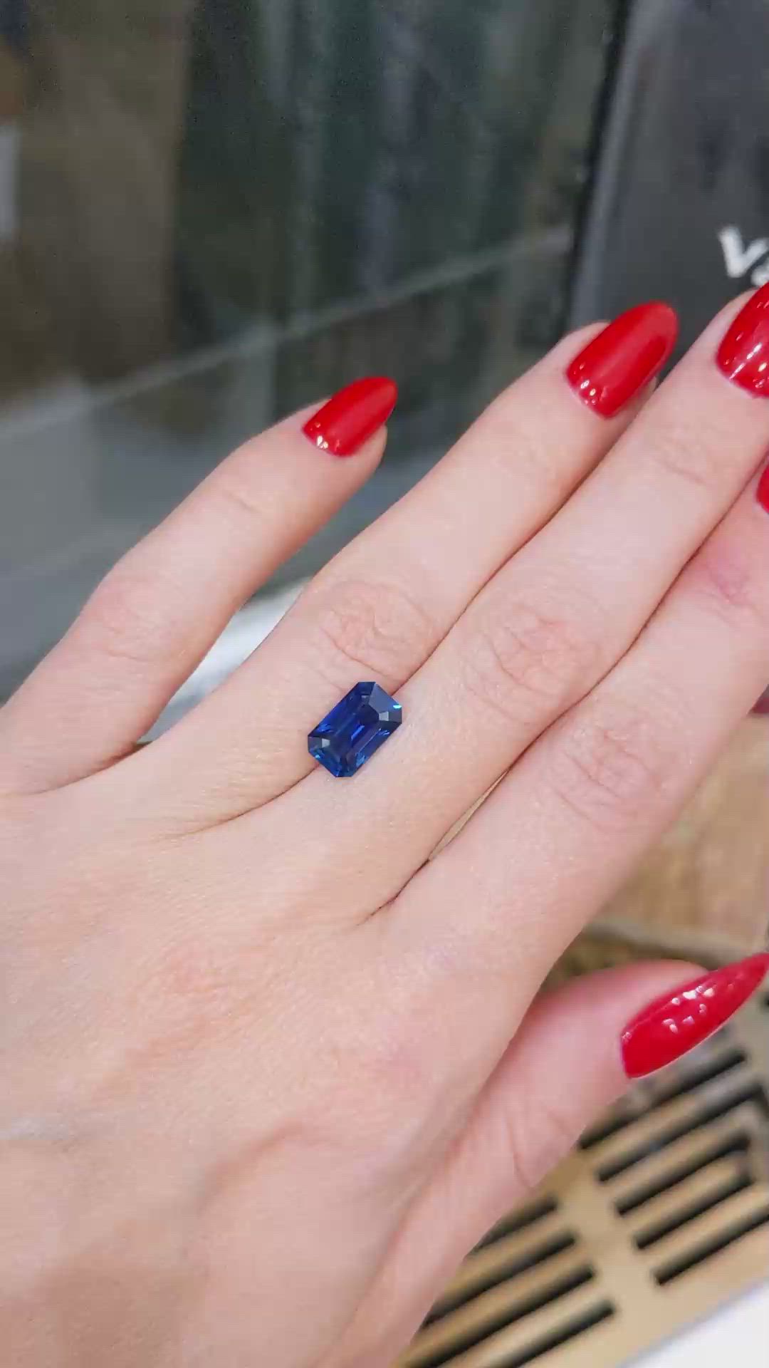 2.54 Ct. Blue Sapphire from Ceylon (Sri Lanka) Size Video