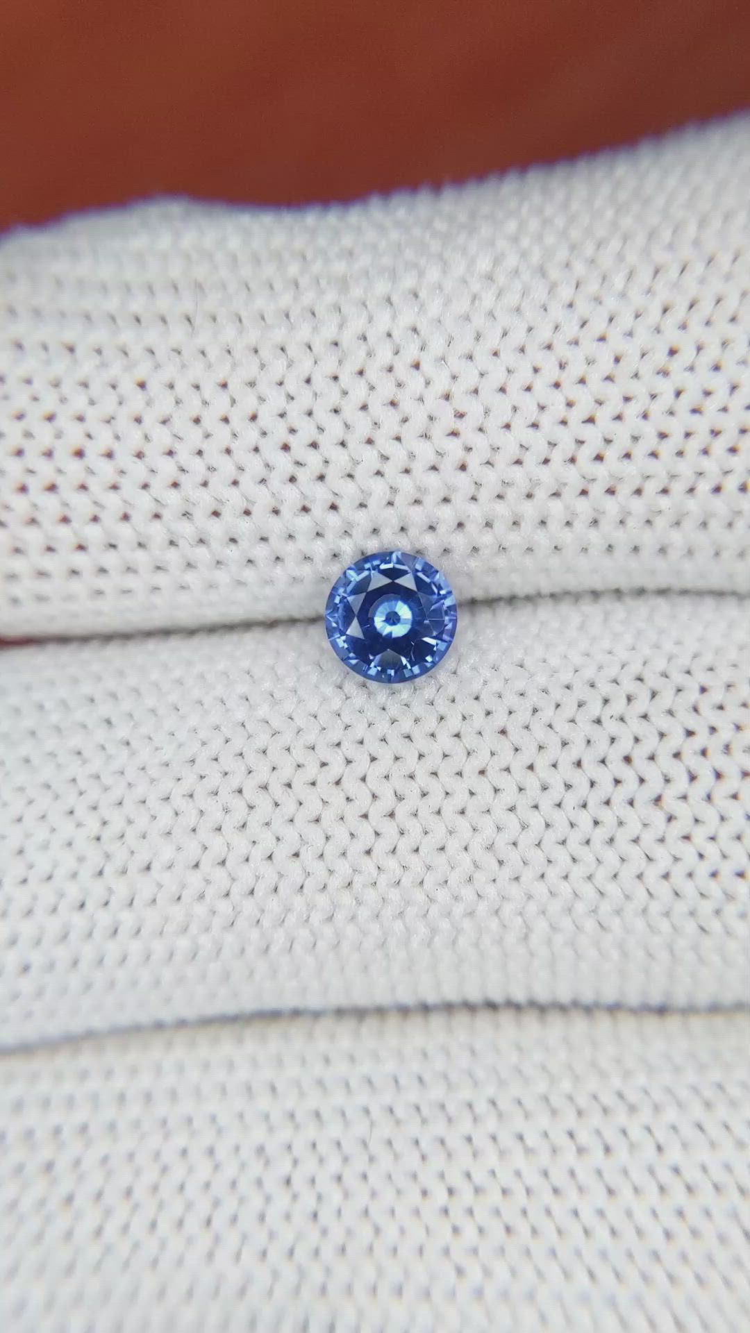 0.67 Ct. Blue Sapphire from Ceylon (Sri Lanka) Size Video