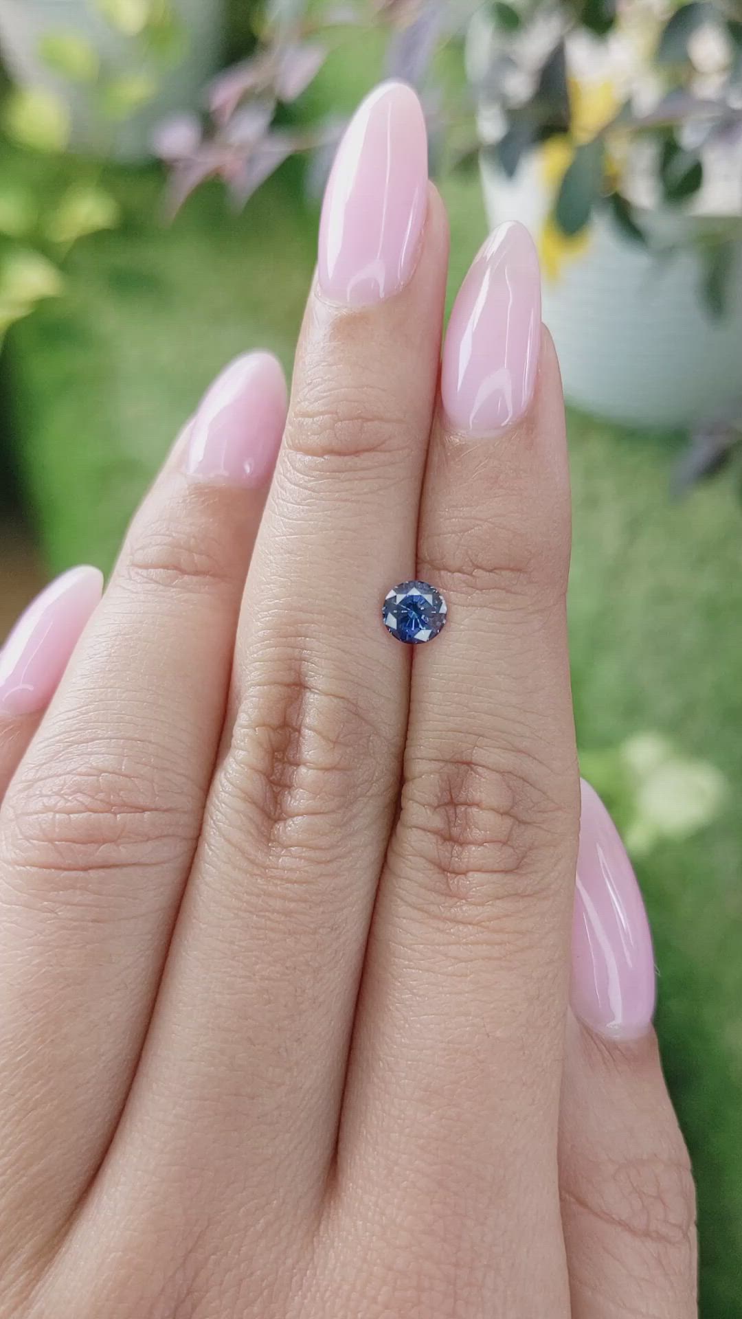 0.80 Ct. Purplish Blue Sapphire from Ceylon (Sri Lanka) Size Video