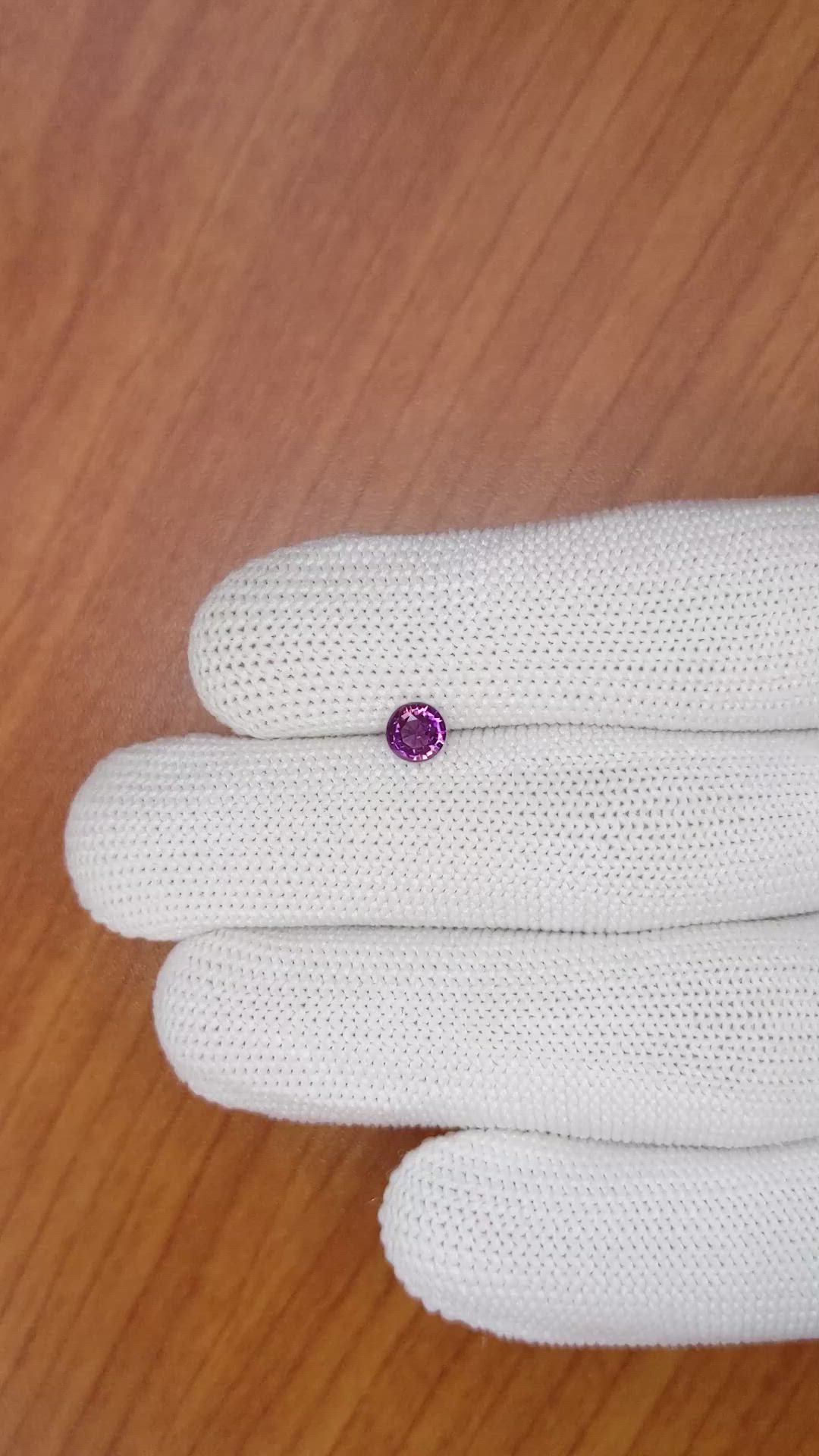 0.48 Ct. Pinkish Purple Sapphire from Ceylon (Sri Lanka) Size Video