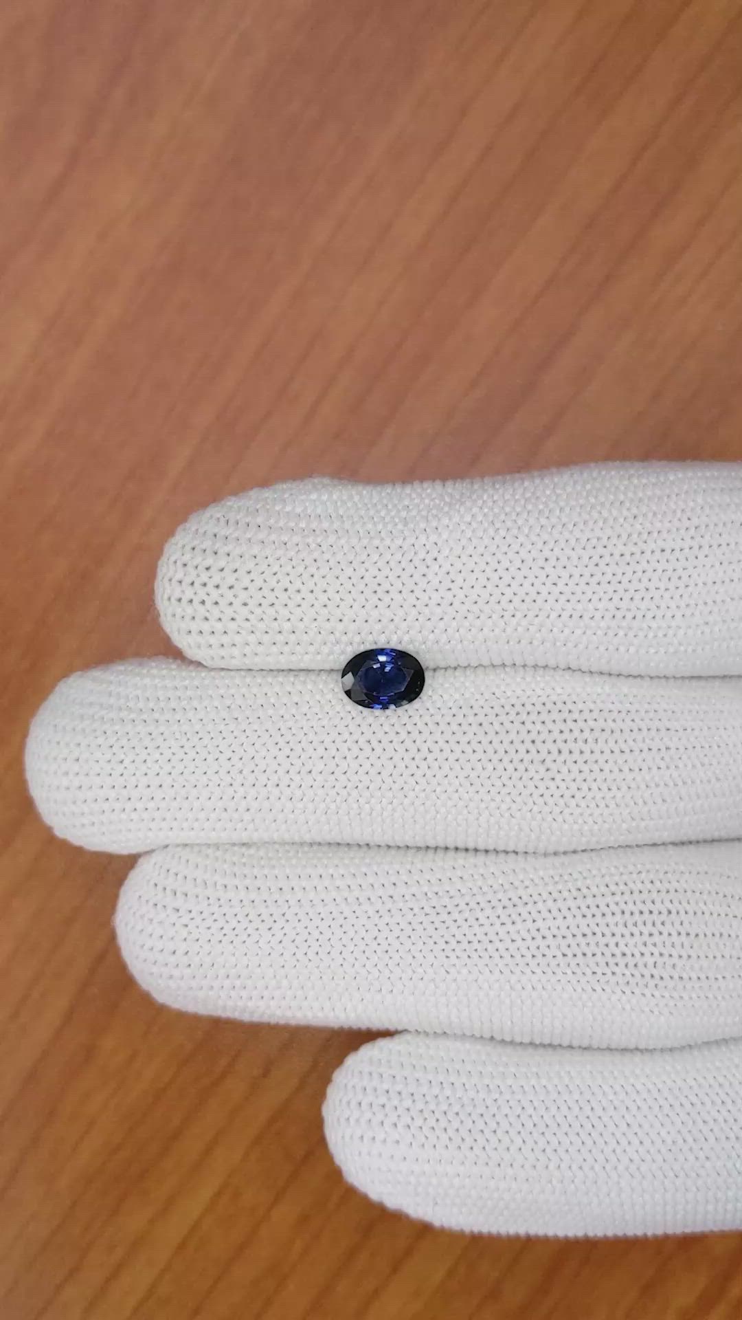 0.90 Ct. Blue Sapphire from Ceylon (Sri Lanka) Size Video