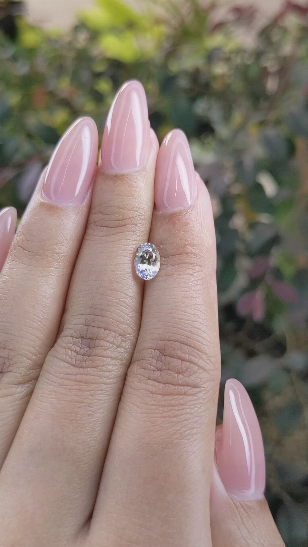 1.09 Ct. Bi Color Sapphire from Ceylon (Sri Lanka) Size Video