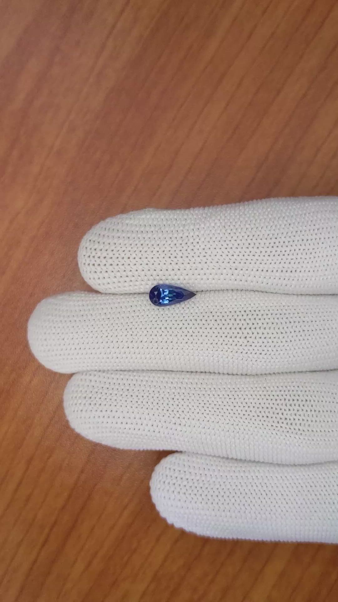 1.06 Ct. Blue Sapphire from Ceylon (Sri Lanka) Size Video