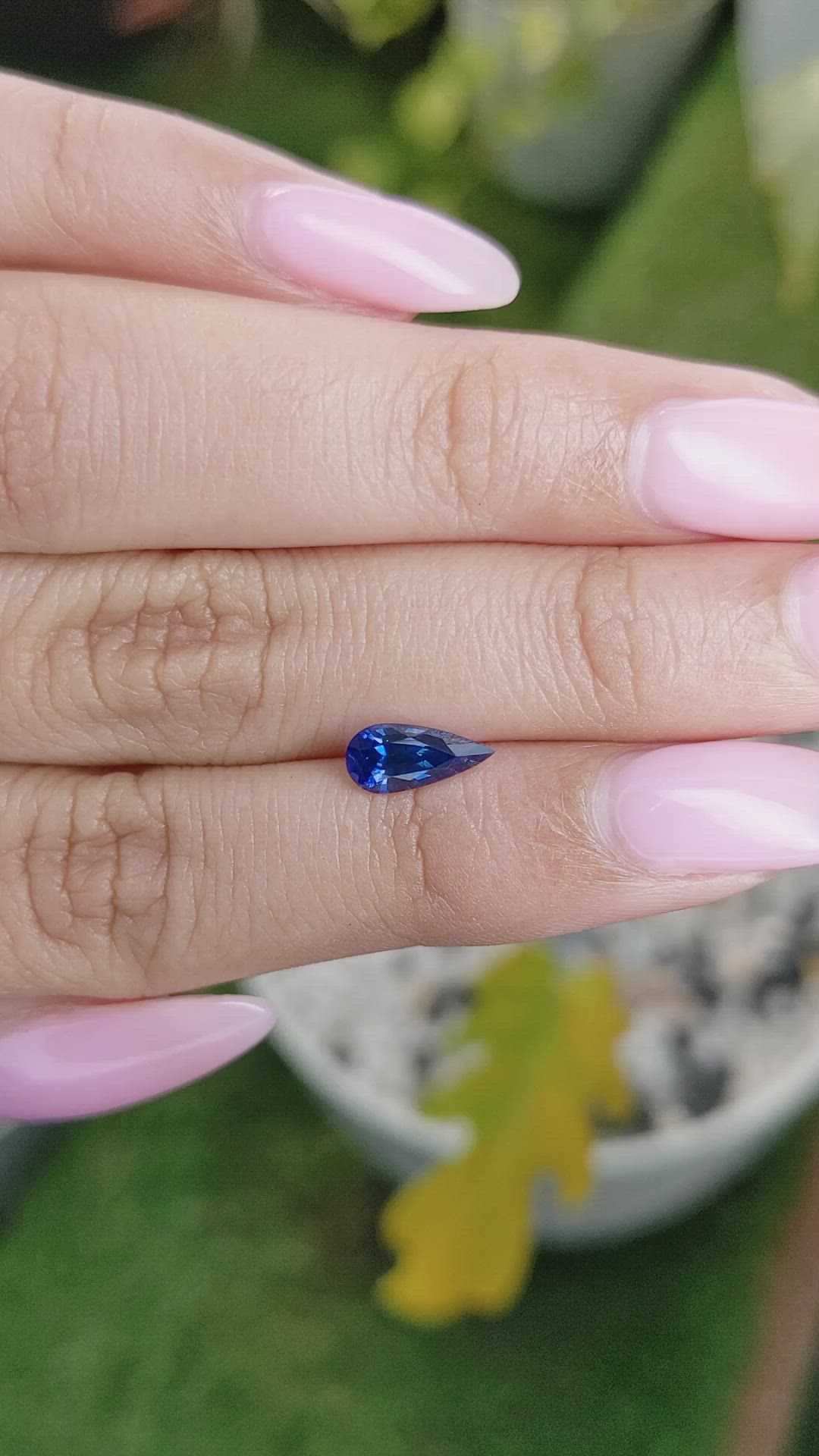 1.06 Ct. Blue Sapphire from Ceylon (Sri Lanka) Size Video