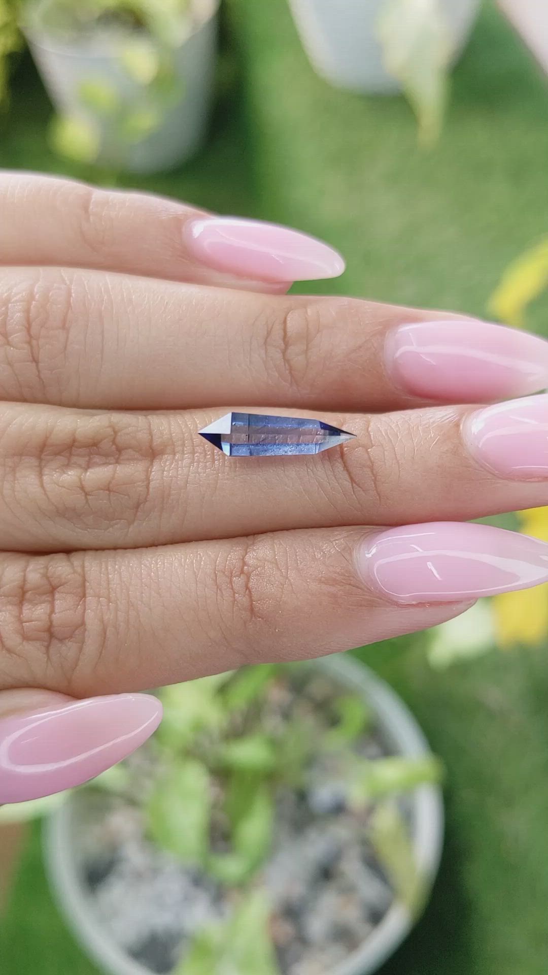 2.47 Ct. Sapphire from Ceylon (Sri Lanka) Size Video