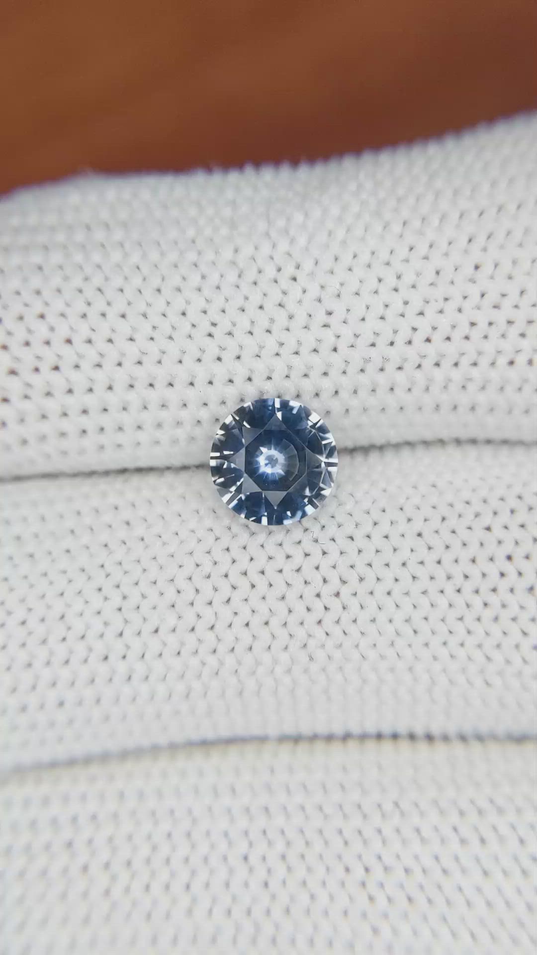 1.52 Ct. Bi Color Sapphire from Ceylon (Sri Lanka) Size Video