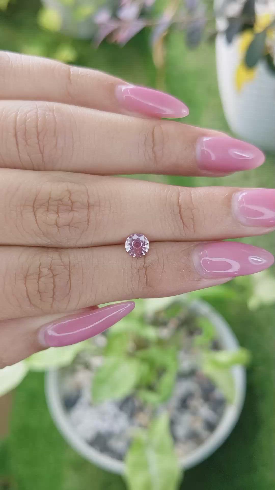 0.58 Ct. Sapphire from Ceylon (Sri Lanka) Size Video