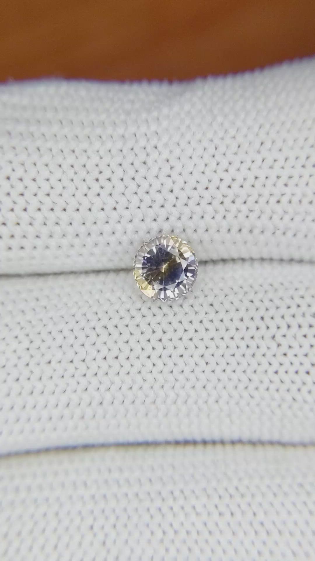 1.14 Ct. Bi Color Sapphire from Ceylon (Sri Lanka) Size Video
