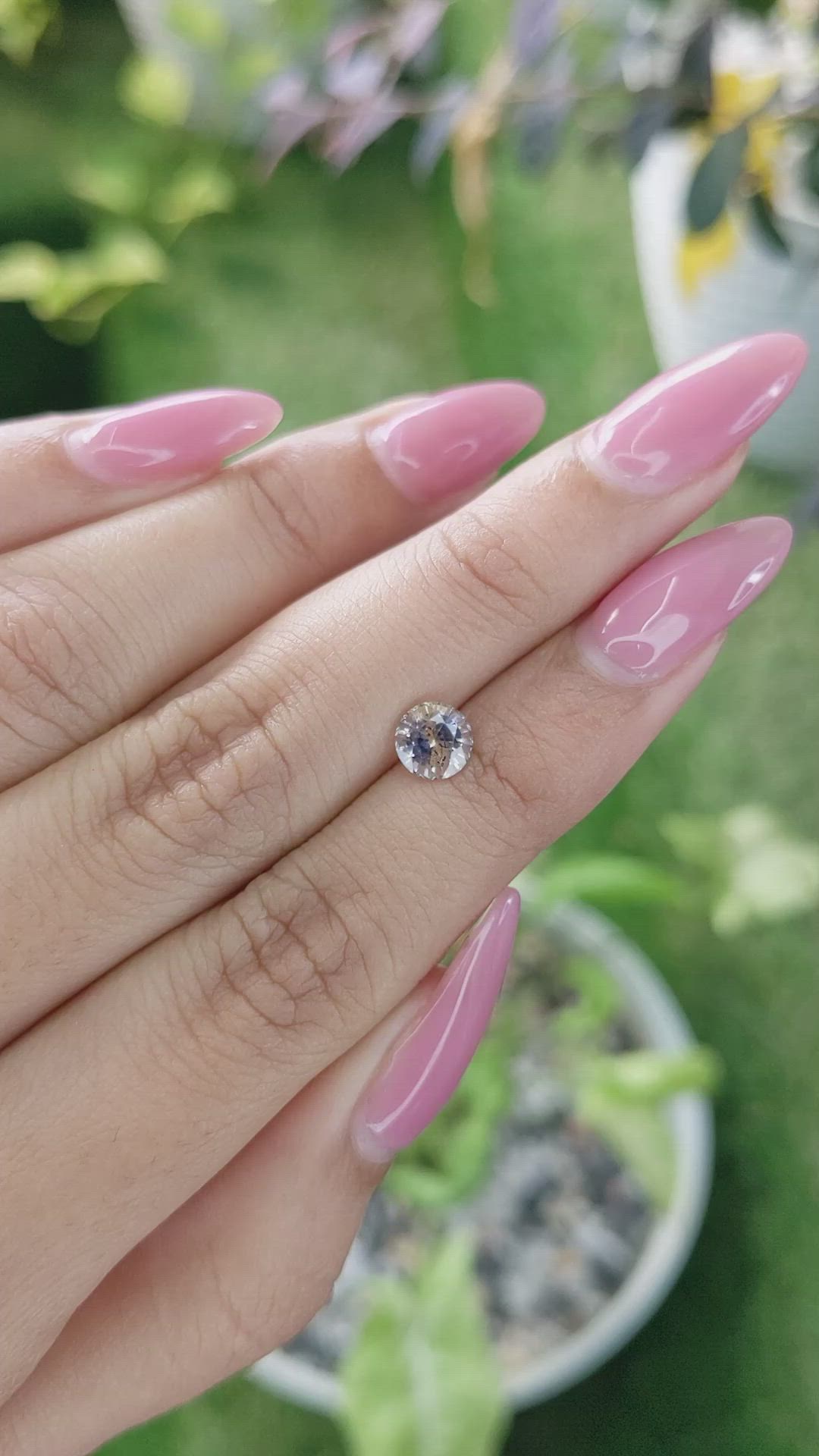 1.14 Ct. Bi Color Sapphire from Ceylon (Sri Lanka) Size Video