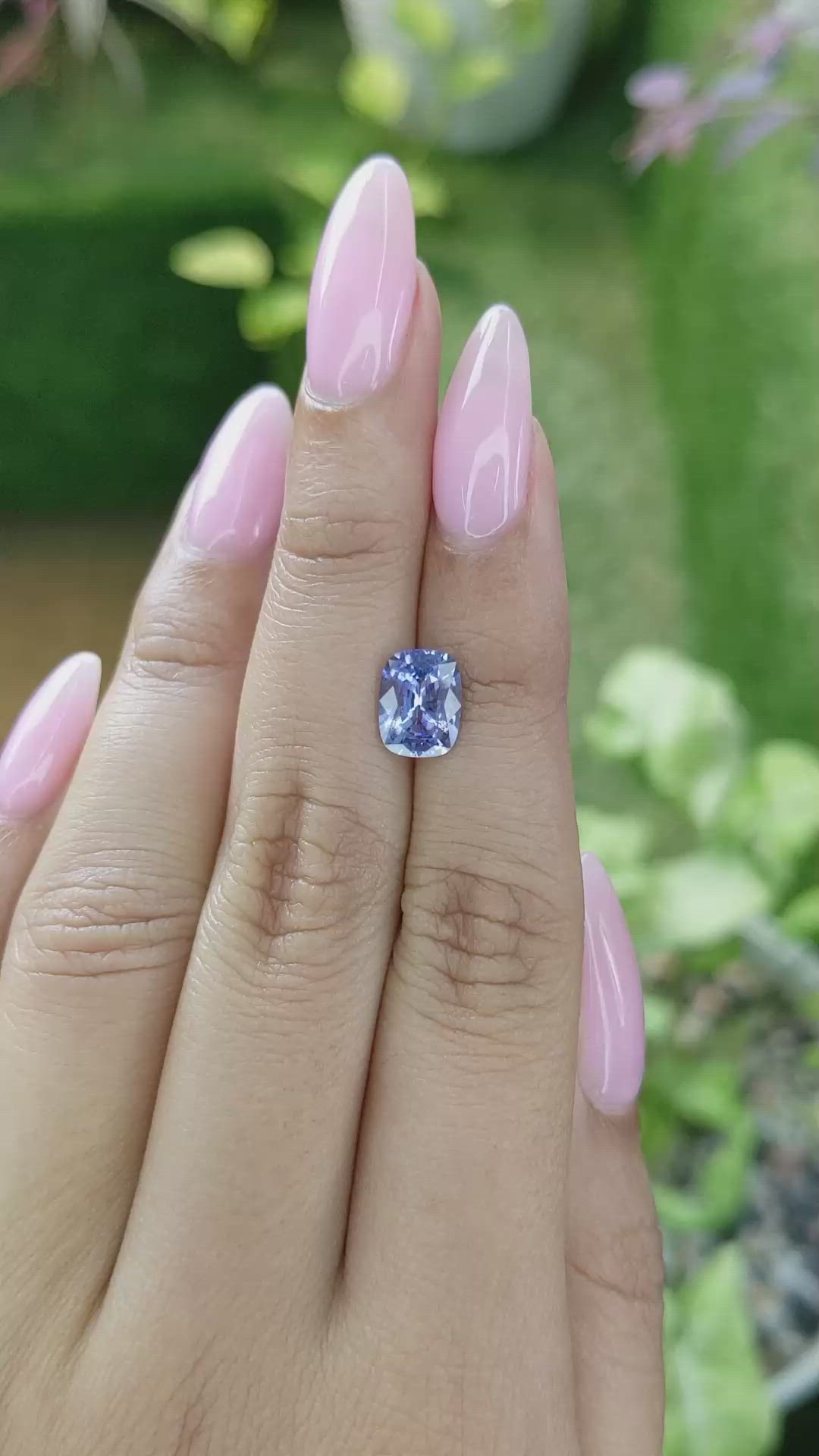 2.00 Ct. Blue Sapphire from Ceylon (Sri Lanka) Size Video
