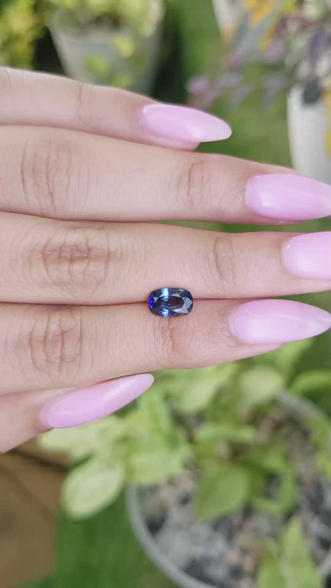 1.43 Ct. Blue Sapphire from Ceylon (Sri Lanka) Size Video