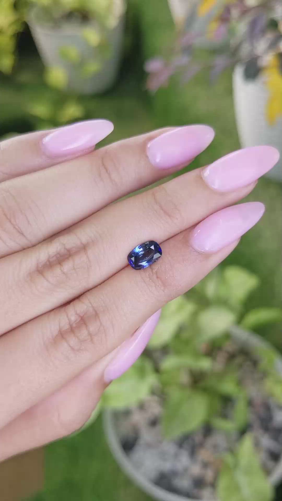 1.43 Ct. Blue Sapphire from Ceylon (Sri Lanka) Size Video