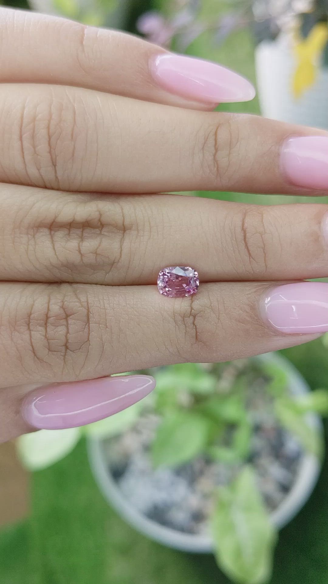 0.79 Ct. Purplish Pink Sapphire from Ceylon (Sri Lanka) Size Video