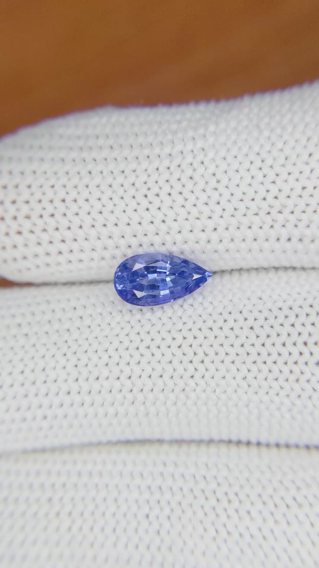 1.57 Ct. Blue Sapphire from Ceylon (Sri Lanka) Size Video