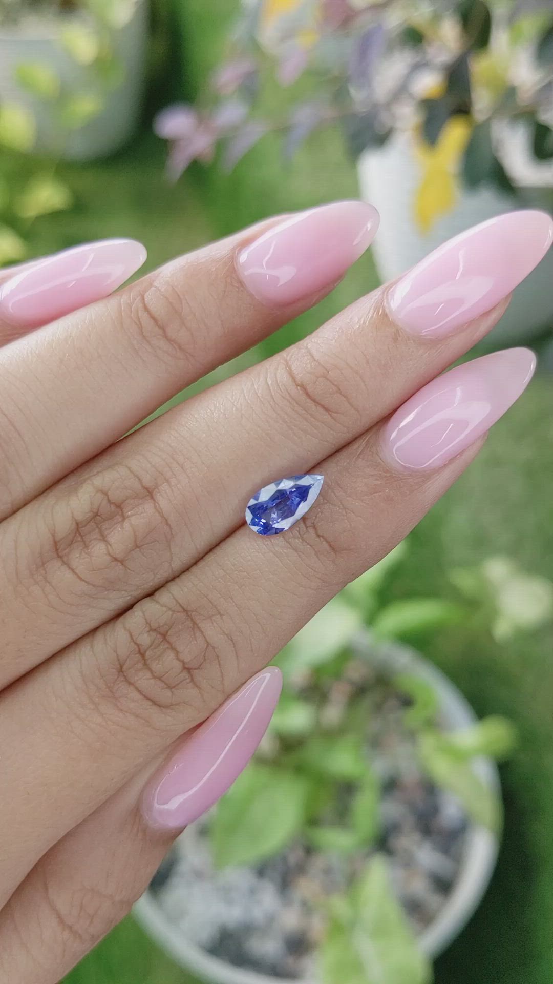 1.57 Ct. Blue Sapphire from Ceylon (Sri Lanka) Size Video