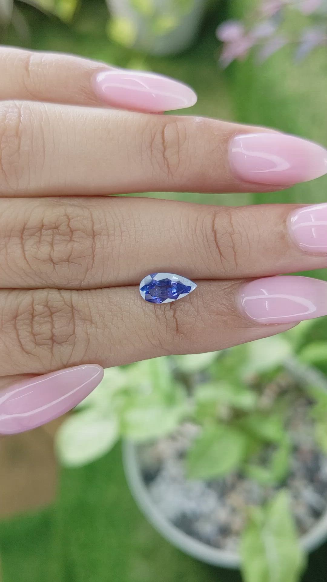 1.57 Ct. Blue Sapphire from Ceylon (Sri Lanka) Size Video