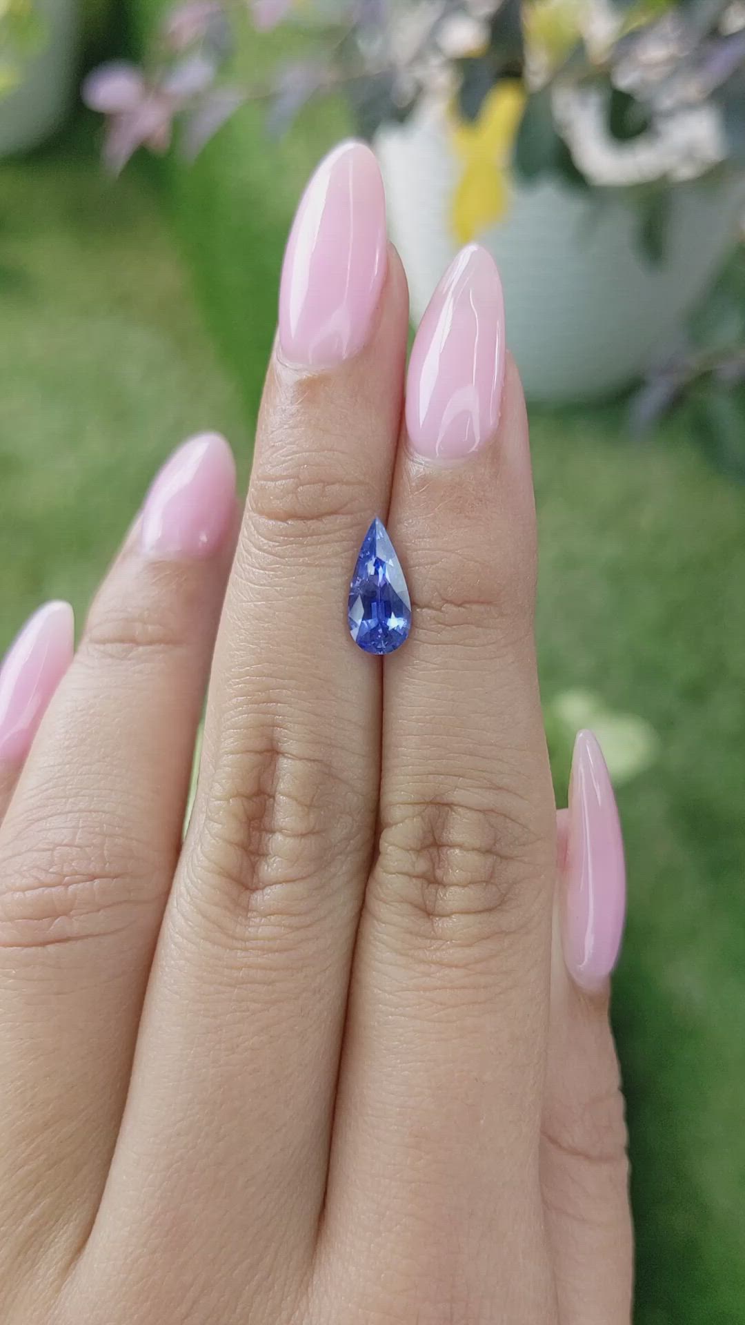 1.39 Ct. Blue Sapphire from Ceylon (Sri Lanka) Size Video