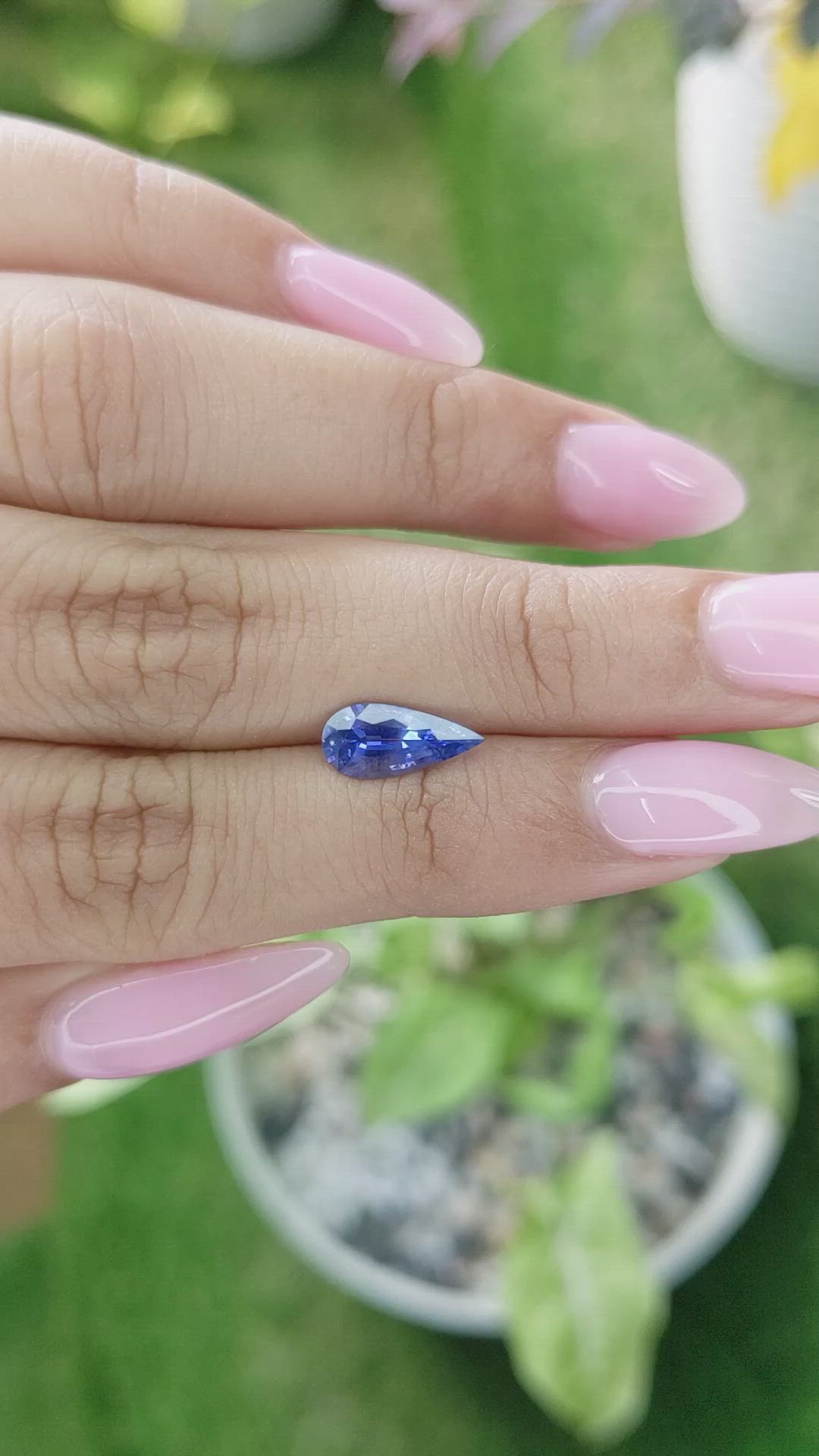 1.39 Ct. Blue Sapphire from Ceylon (Sri Lanka) Size Video