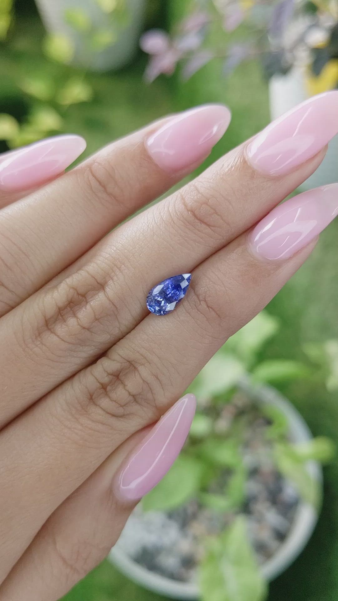 1.52 Ct. Blue Sapphire from Ceylon (Sri Lanka) Size Video