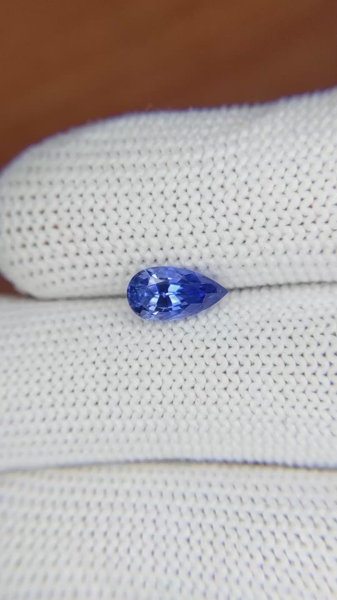 1.52 Ct. Blue Sapphire from Ceylon (Sri Lanka) Size Video