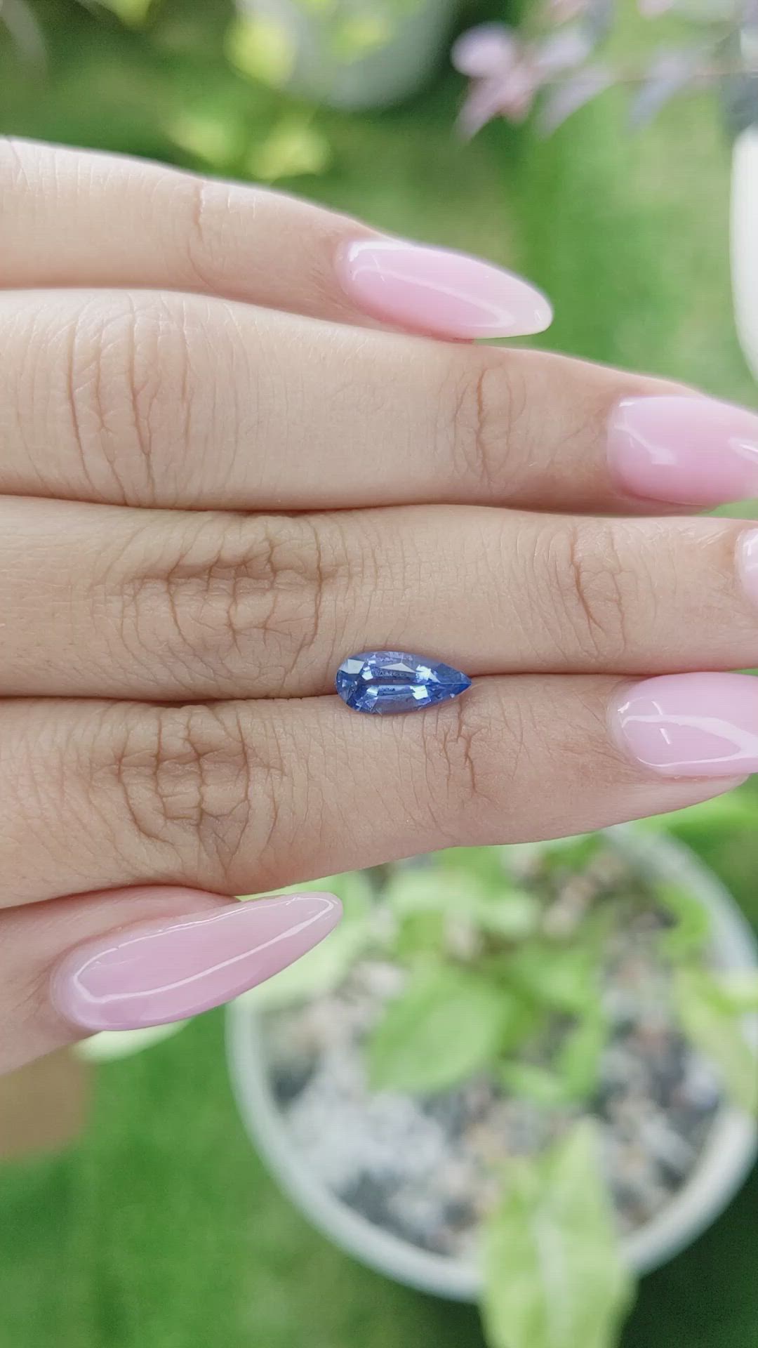 1.23 Ct. Blue Sapphire from Ceylon (Sri Lanka) Size Video