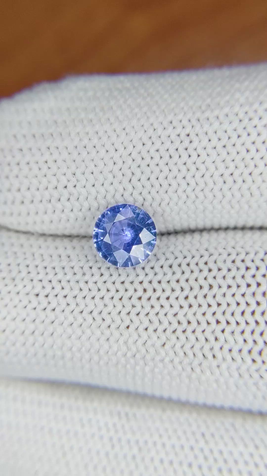 1.23 Ct. Blue Sapphire from Ceylon (Sri Lanka) Size Video