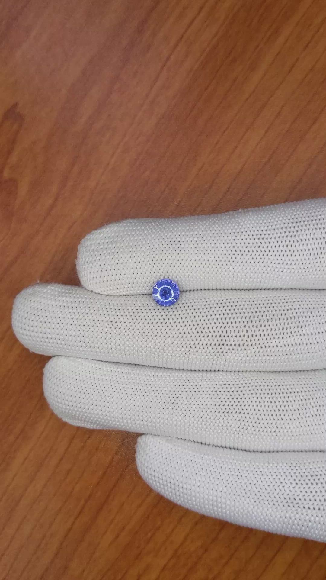 0.94 Ct. Blue Sapphire from Ceylon (Sri Lanka) Size Video