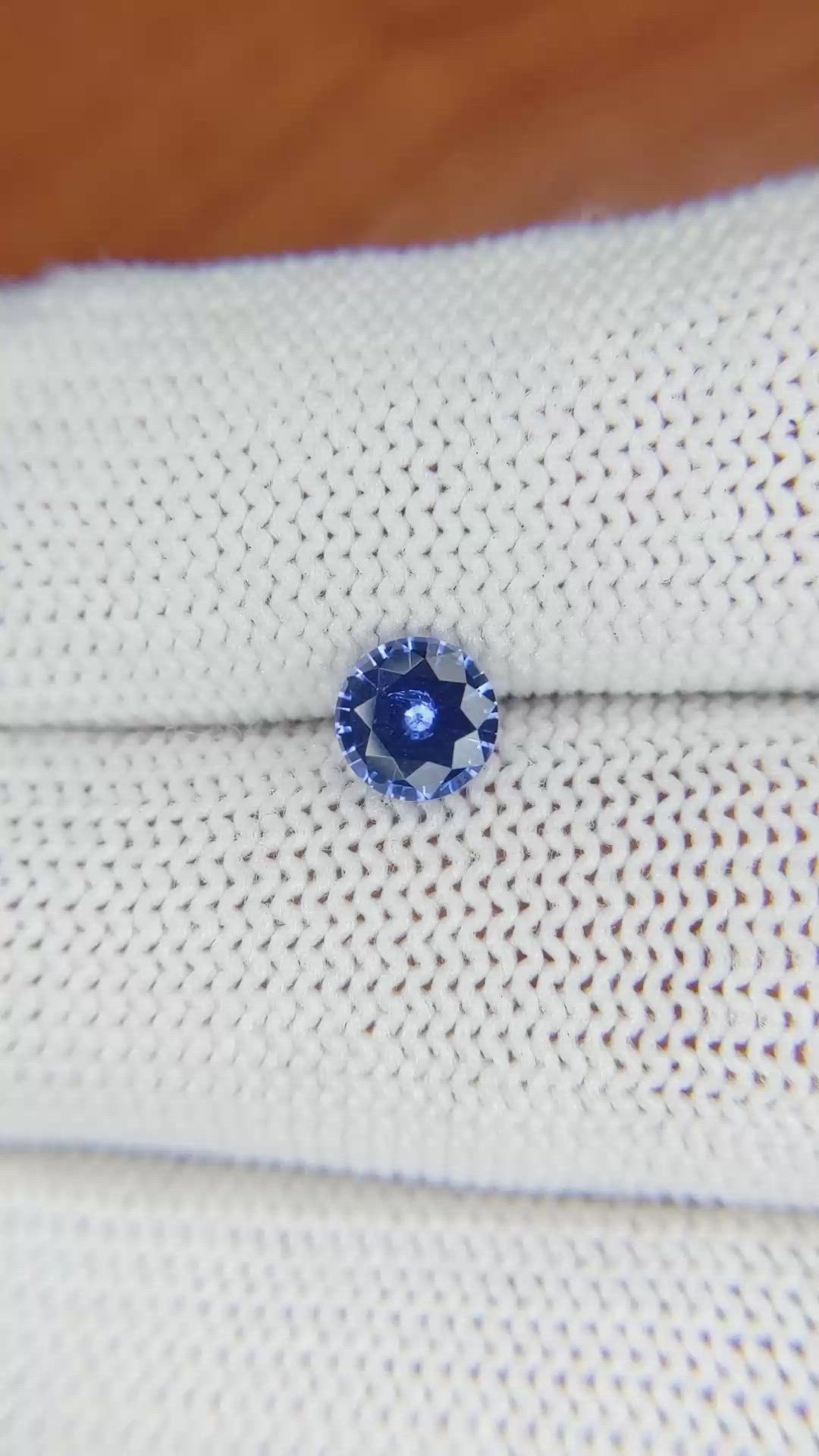 0.90 Ct. Blue Sapphire from Ceylon (Sri Lanka) Size Video