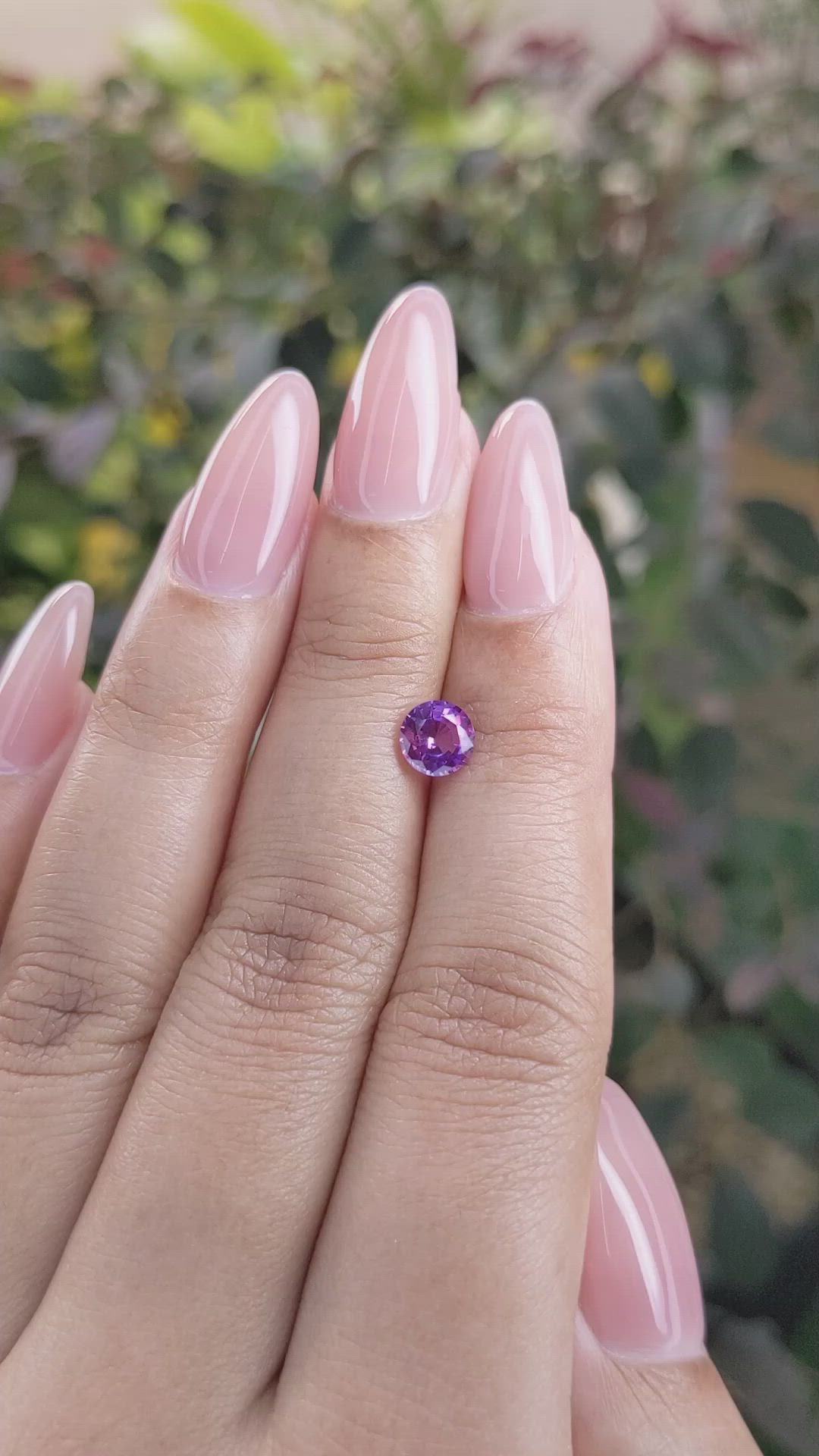 0.87 Ct. Sapphire from Ceylon (Sri Lanka) Size Video