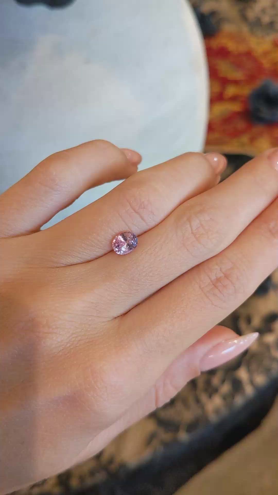 1.11 Ct. Padparadscha Sapphire from Ceylon (Sri Lanka) Size Video