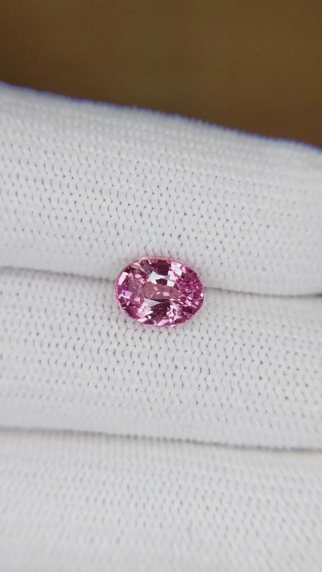 2.05 Ct. Padparadscha Sapphire from Ceylon (Sri Lanka) Size Video