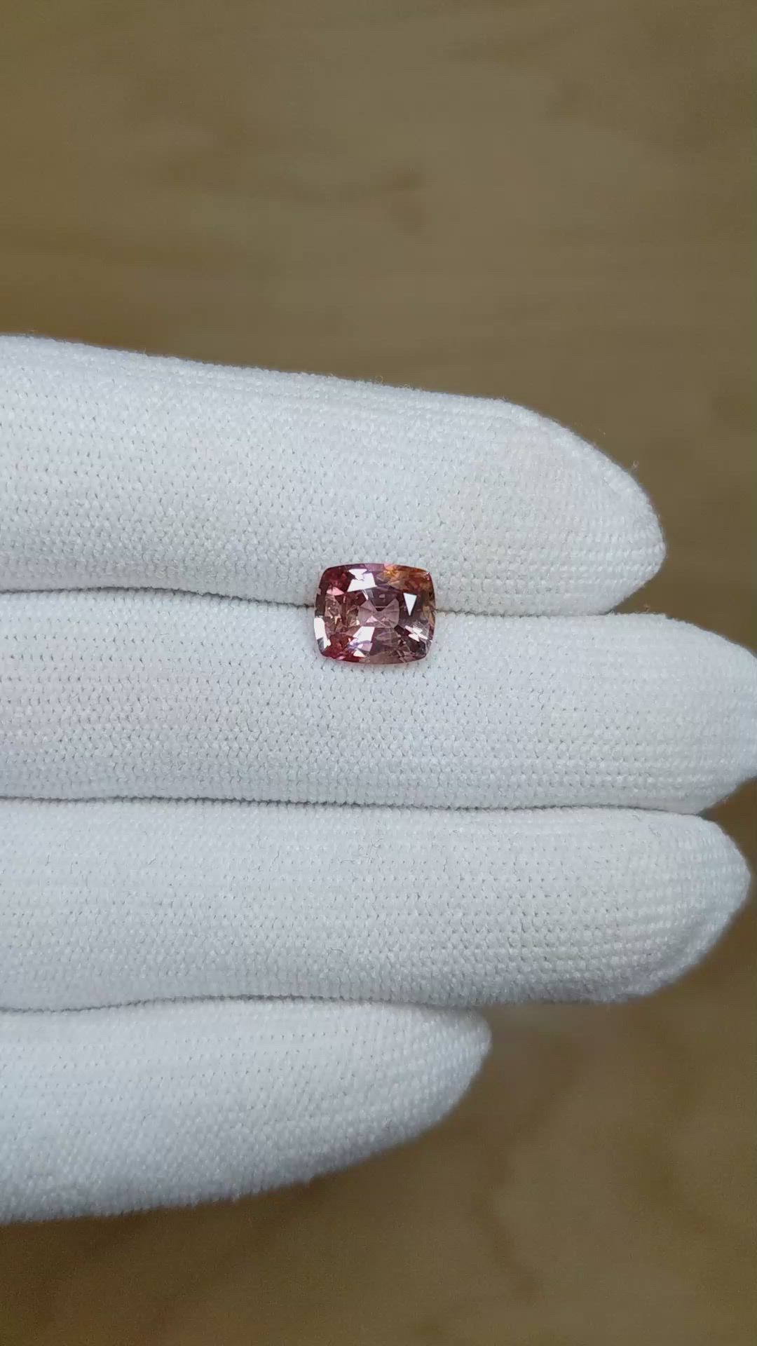 2.28 Ct. Padparadscha Sapphire from Ceylon (Sri Lanka) Size Video