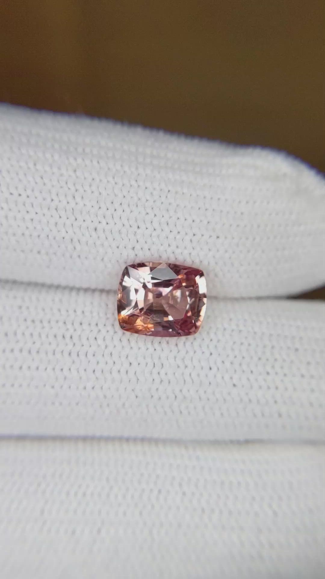 2.28 Ct. Padparadscha Sapphire from Ceylon (Sri Lanka) Size Video